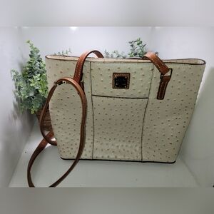 Dooney & Bourke leather Small Lexington